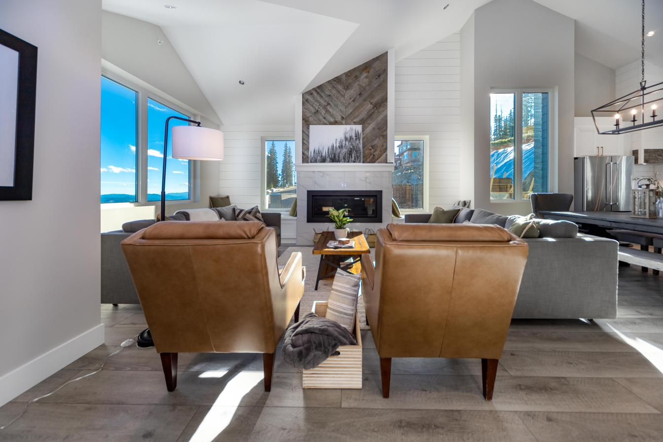 Feathertop living room