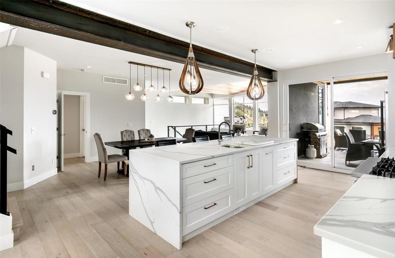 Mountainside kitchen