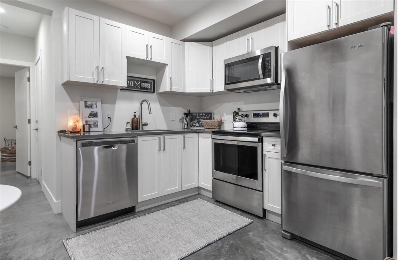 Mountainside income suite kitchen